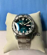 Load image into Gallery viewer, Seiko SKX013 Jade SRPD Mod Mens Automatic Custom Watch Sapphire NH36
