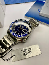 Load image into Gallery viewer, Seiko SRPD Batman Mod 42mm Mens Watch Arabic Date Sapphire Ceramic
