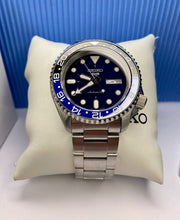 Load image into Gallery viewer, Seiko SRPD Batman Mod 42mm Mens Watch Arabic Date Sapphire Ceramic
